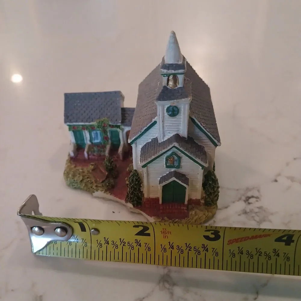 1996 Liberty Falls Village Americana Collection Pioneer's Church AH108
